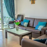 Chromata Lagoon Sea View דירה *