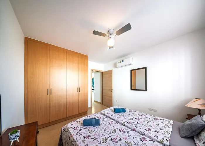 Chromata Lagoon Sea View *